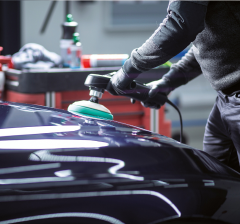 Professionelle Fahrzeugaufbereitung - Lackaufbereitung